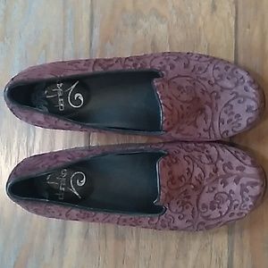 Dansko Olivia Claret Suede Loafers EUR38/US7.5